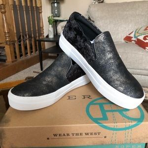 Roper Slip On’s